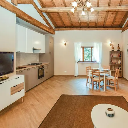 Holiday home 2 Bedroom Beautiful In -lt-